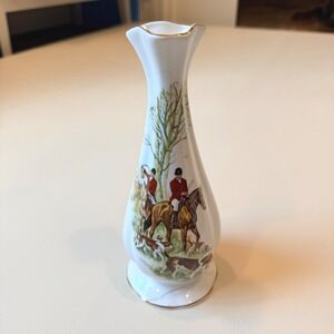 Royal Tara Fine Bone China Bud Vase Fox Hunt Scene Ireland Gold Rim Hunting